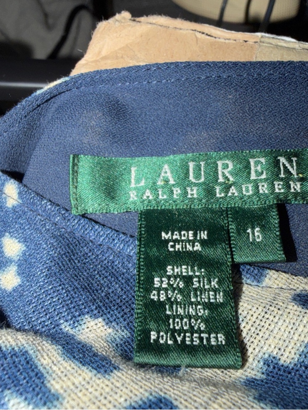Lauren Ralph Lauren Navy and Cream Printed Maxi Skirt. Silk/Linen blend. Sz 16 - Picture 2 of 3